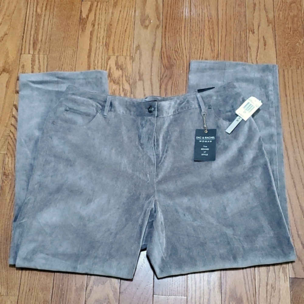 NWT: ZAC & RACHEL WOMAN COURDAROY PANTS